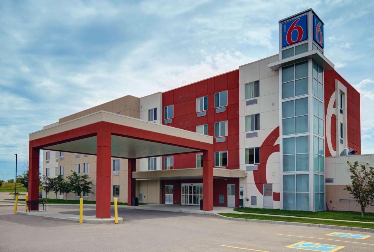Motel 6 Эйрдри Экстерьер фото