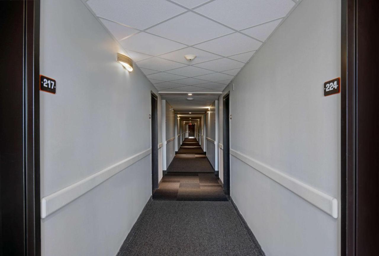 Motel 6 Эйрдри Экстерьер фото