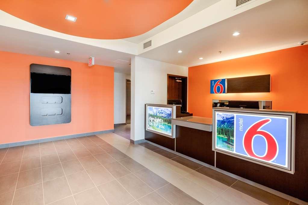 Motel 6 Эйрдри Интерьер фото