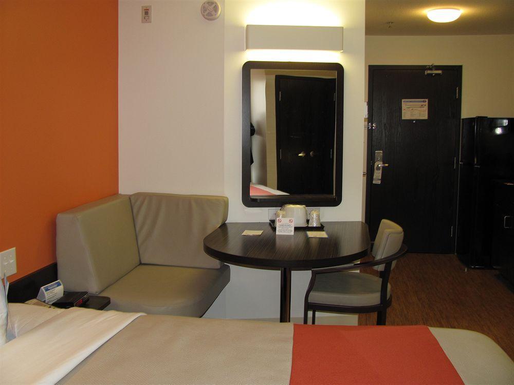 Motel 6 Эйрдри Экстерьер фото