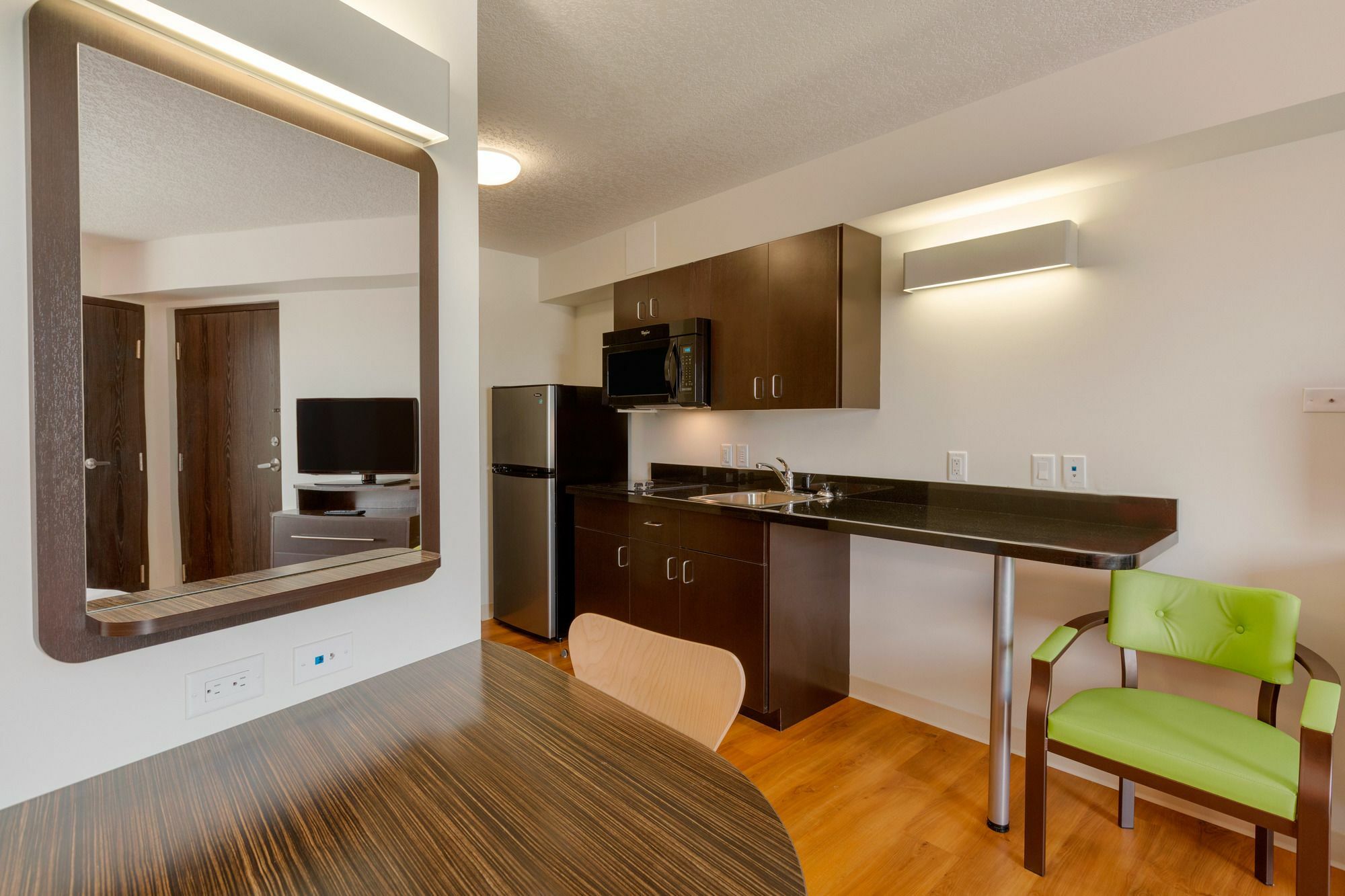 Motel 6 Эйрдри Экстерьер фото